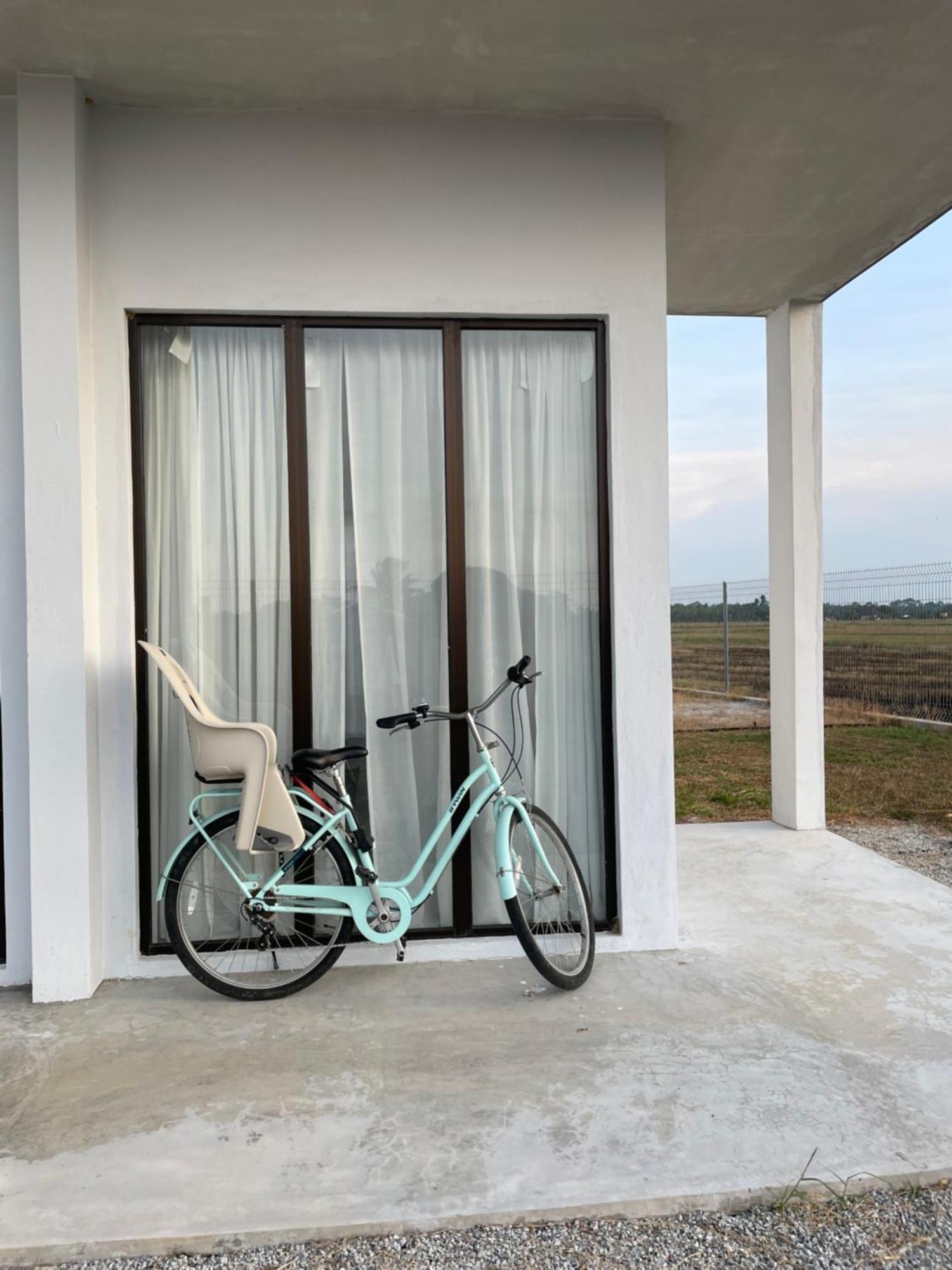 Rumah Burong - A In A Lush Paddy Field *